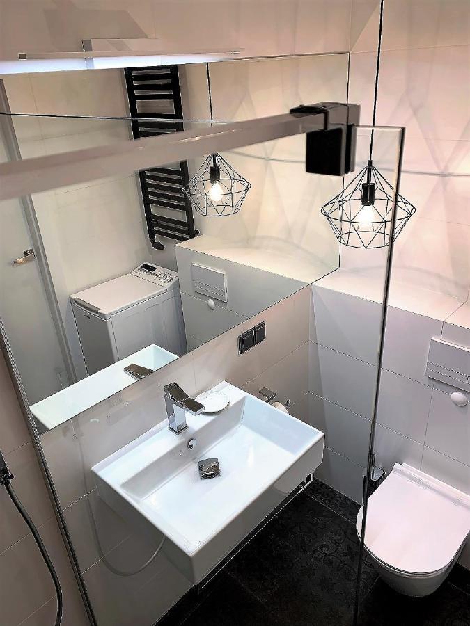A Modern Apartment For 2 People Krakau Exterior foto